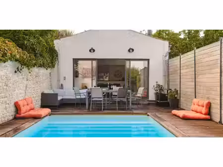 maison avec piscine et jardin la rochelle (17)