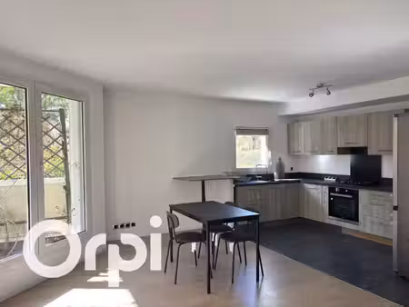 joli 3 pièces meublé