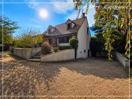 maison 6 pièces à fort potentiel de 145 m² avec piscine et sous-sol total à bailleau-armen