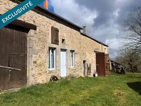 grande maison isolée  bellevue sur des collines  pas de voisin  source et etangs