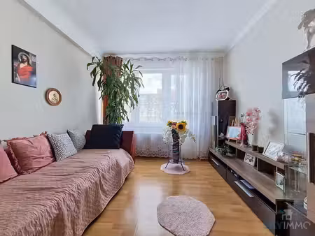 bel appartement 2 chambres – petite copropriété