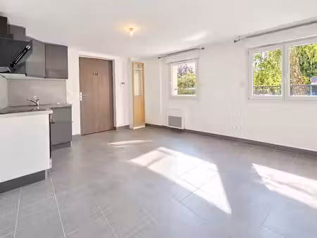 duplex 2 pièces refait à neuf à montreuil