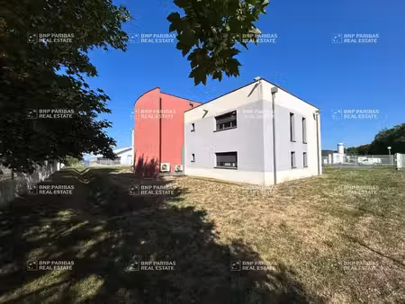 location bureaux maxéville 54320 551m²