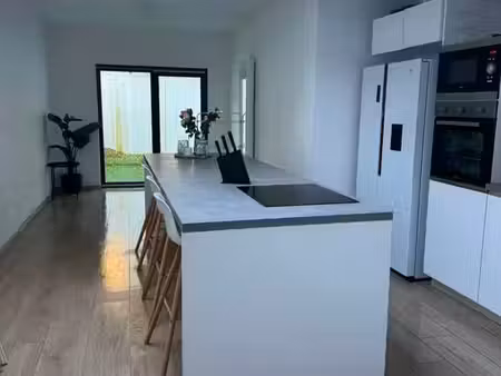 chambre avec sdb privarive dans une coloc de 3 personnes