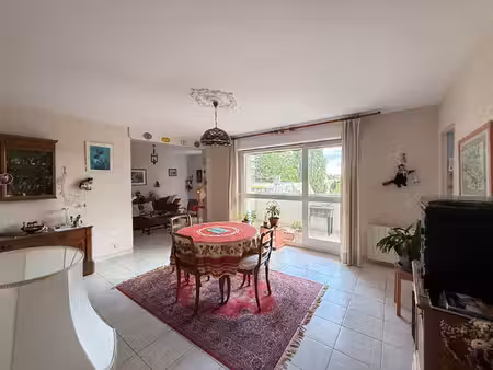 appartement 5 pieces la gare saint-malo ascenseur parking couvert et balcon
