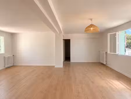 appartement t3 /4 à vendre - dernier étage avec garage à toulouse compans