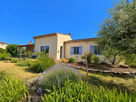 proche grignan   villa de 140 m2 sur un terrain de 1 260 m2