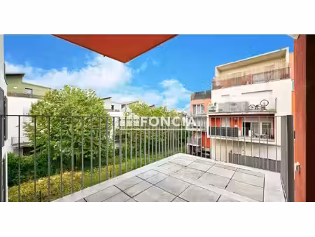 à vendre – t2 avec belle terrasse couverte et parking sécurisé