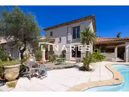 la joyeuse - maison t5 de 155m2 (123+29m2) - piscine - terrain - 13011 marseille les accat