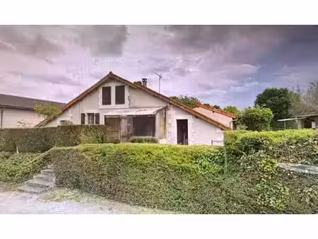 taponnat. maison 83 m² avec dépendances et terrain
