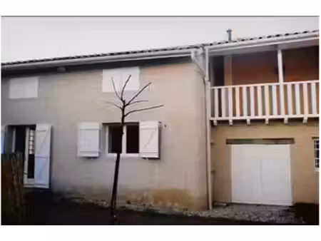 location maison 4 pièces 82 m² à cardan (33410)