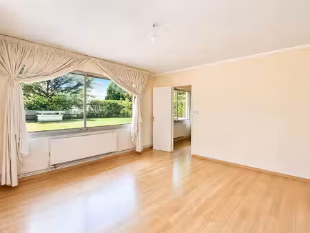 croissy-sur-seine - au coeur du centre ville - appartement de 79 m²- cave et parking