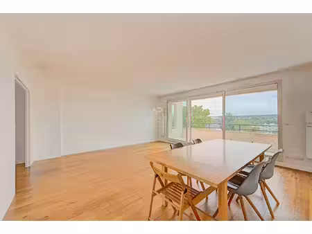 appartement saint germain en laye - dernier étage - terrasse - vue panoramique - plein sud