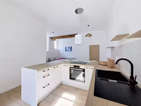 saint-germain-en-laye - 4 pièces rénové avec 3 chambres  à 5 min du rer a
