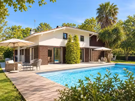 villa d'architecte avec piscine