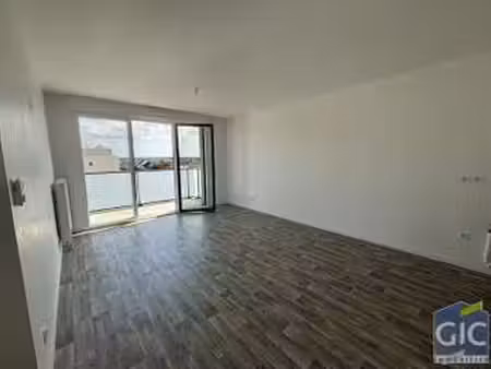 location appartement 3 pièces à ifs (14123) : à louer 3 pièces / 57m² ifs