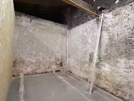 location garage box et parking à rennes beauregard (35000) : à louer / 10m² rennes beaureg