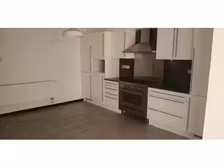 maison à louer à borgerhout pour € 1.650 avec 4 chambres à coucher