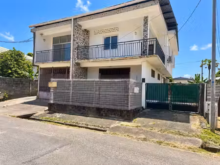 immeuble de 2 appartements indépendants – t3 + t4 – grant