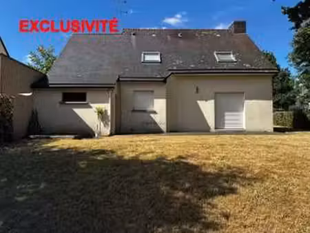 vente maison à saint-aubin-du-cormier (35140) : à vendre / 118m² saint-aubin-du-cormier
