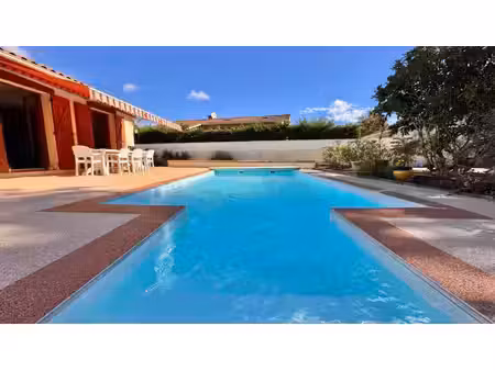 maison t5 avec piscine sur jolie parcelle
