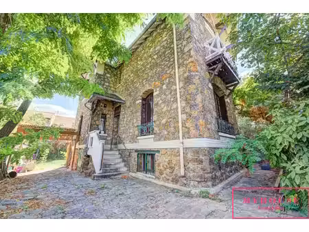 belle bâtisse en meulière 7 pièces 4 chambres 170m2 sur 480m