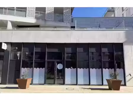 location commerce bordeaux 199 m²