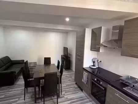 vente maison de village 4 pièces 68m2 le val 83143 - 160000 € - surface privée