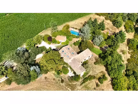 vente corps de ferme 10 pièces  280.00m²  plats