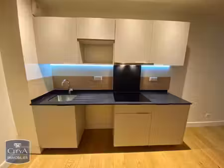 appartement à louer 3 pièces 63.75 m² - toulon (83) - 722€