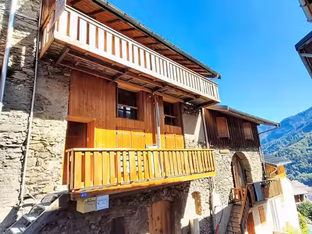 maison à la léchère (73260)