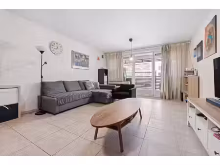 appartement te koop in sint-joost-ten-node met 2 slaapkamers