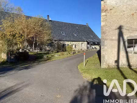 maison à chastreix (63680)