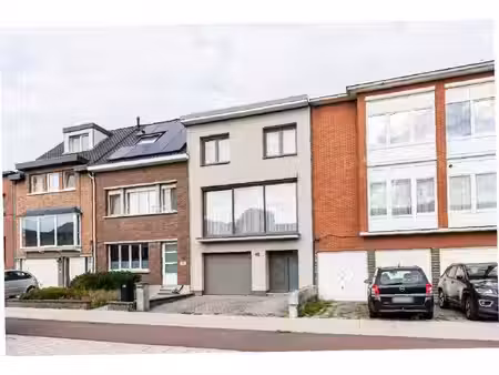 huis te koop in merksem met 2 slaapkamers