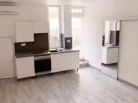 location maison 3 pièces 61 m² à bagnols-sur-ceze (30200)  650 €