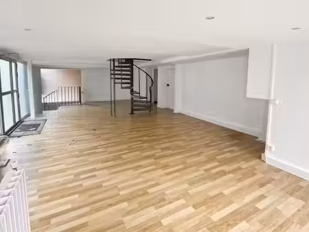 location locaux professionnels 168 m² à paris 15ème (75015)  3 331 €