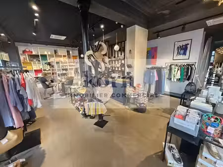 location locaux professionnels 110 m² à paris 17ème (75017)  54 000 €