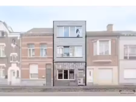 commercieel te koop in merksem met 4 slaapkamers