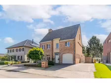 huis te koop in dessel met 5 slaapkamers