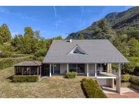 maison de prestige de 241 m2 en vente saint-alban-leysse  france