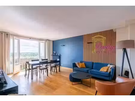 appartement de luxe de 3 chambres en vente à le mesnil-le-roi  france