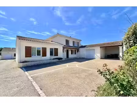 vente maison 9 pièces 226 m² marennes-hiers-brouage (17320)