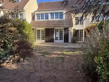 maison familiale de 4 chambres - quartier port sud à breuillet