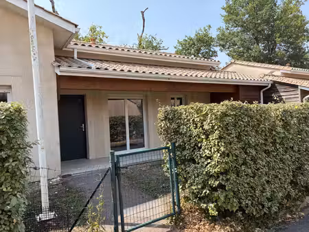 maison t3 avec jardin privatif à vendre etauliers-libre de tout occupant !