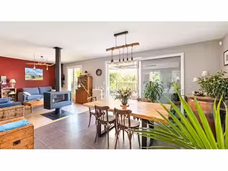 vente maison 4 pièces 100 m² à rousset (13790)  495 000 €