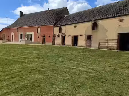 vente ferme 7 pièces 218 m² à aveze (72400)  349 300 €