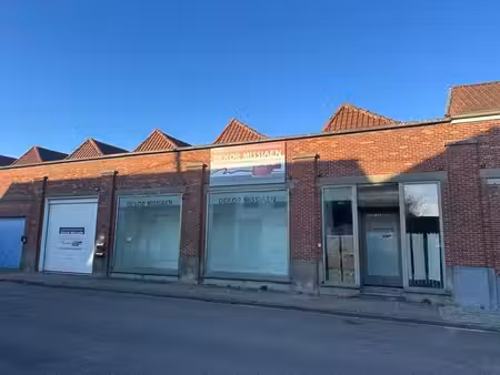 commercieel te koop in marke