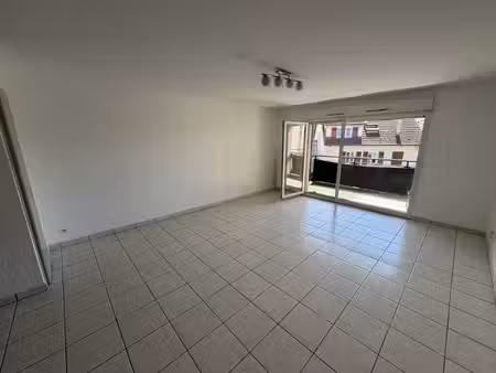 location appartement 3 pièces 67m² thonon les bains 74200