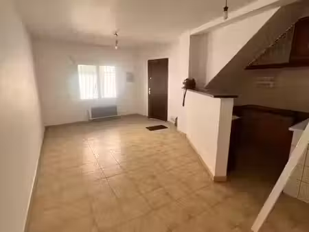 location appartement 2 pièces 39 m² à saint-brès (34670)