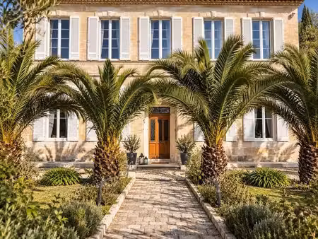maison de luxe en vente à saint-seurin-de-bourg  nouvelle-aquitaine